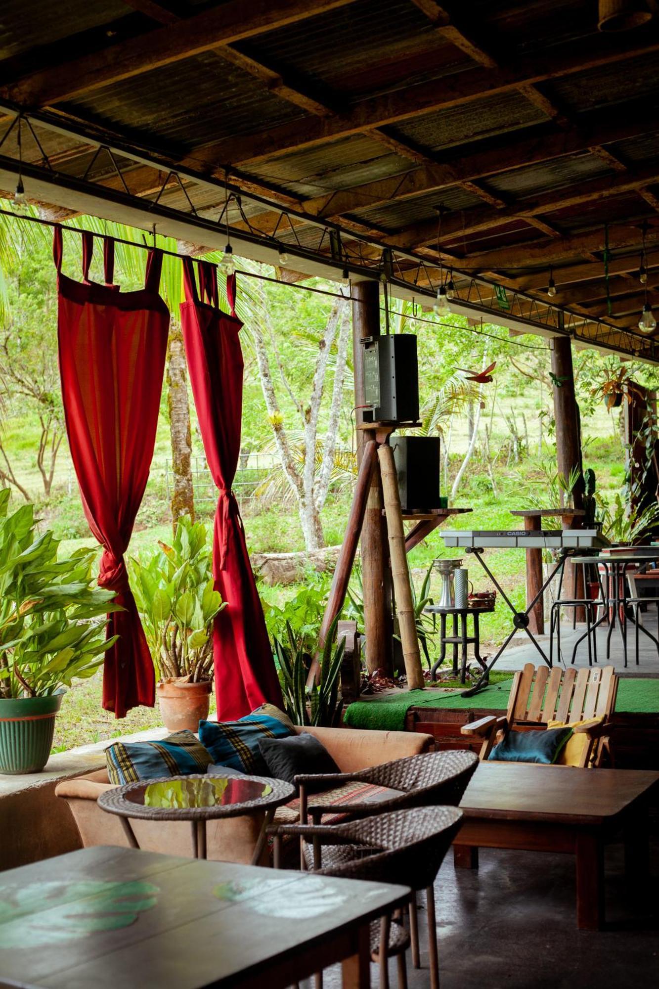 Hotel Hacienda Monteclaro Turrialba Esterno foto