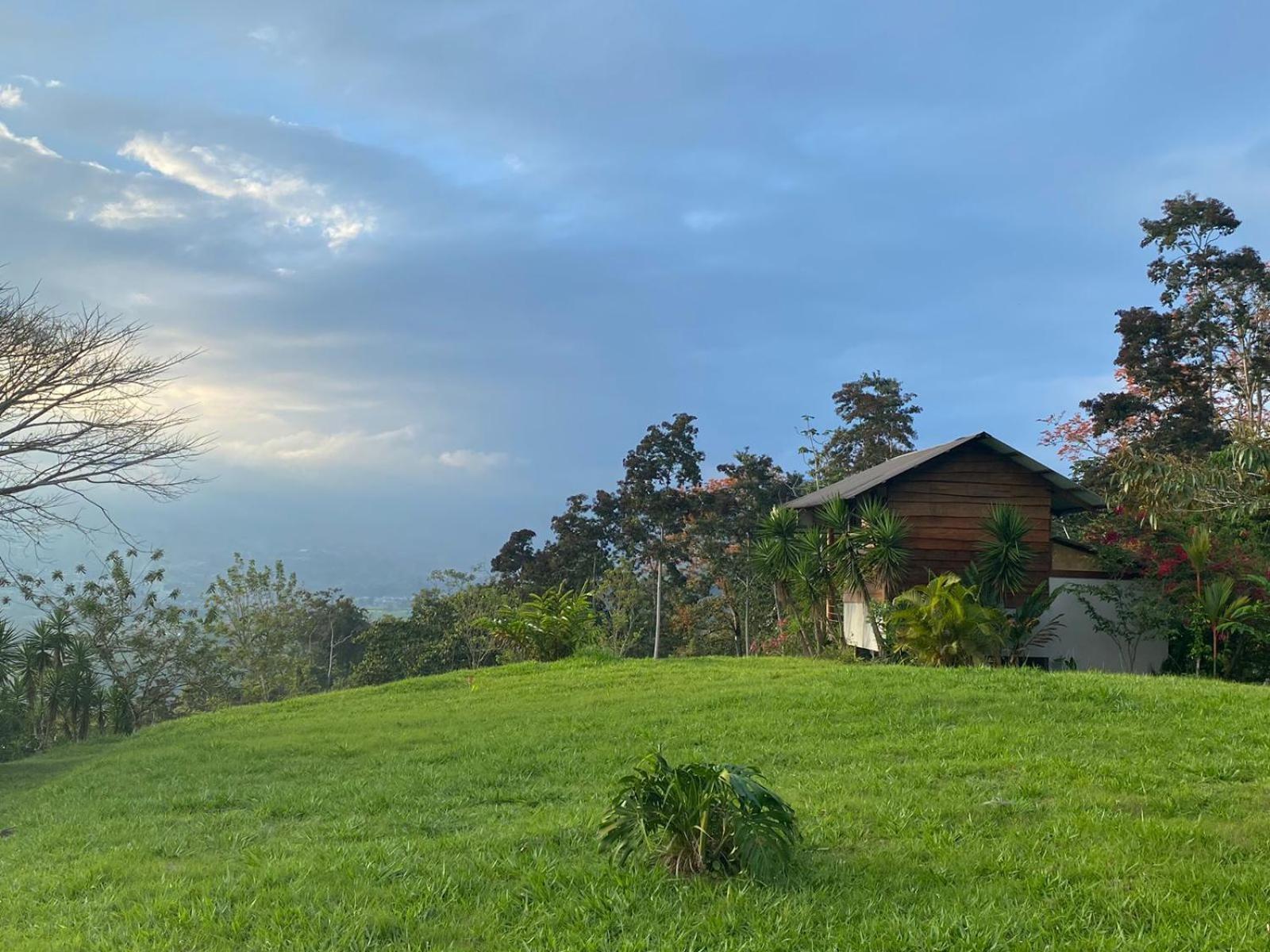 Hotel Hacienda Monteclaro Turrialba Esterno foto